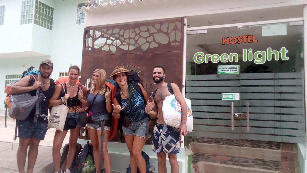 Hostel Green Light ตากังกา ภายนอก รูปภาพ