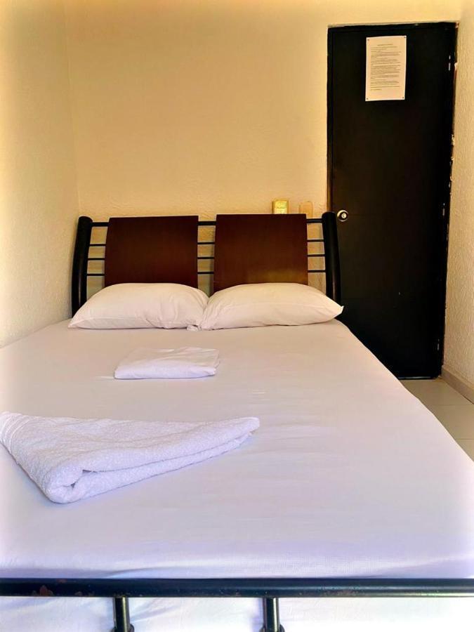 Hostel Green Light ตากังกา ภายนอก รูปภาพ