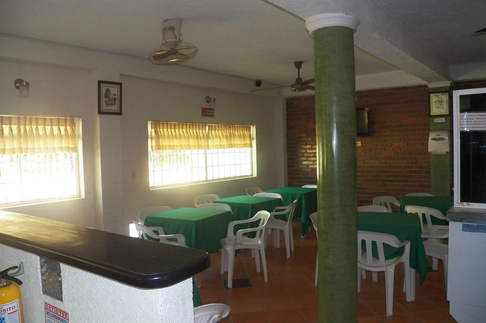 Hostel Green Light ตากังกา ภายนอก รูปภาพ