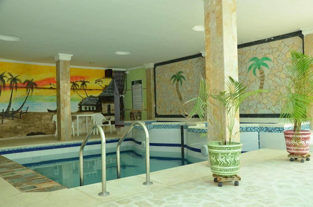 Hostel Green Light ตากังกา ภายนอก รูปภาพ