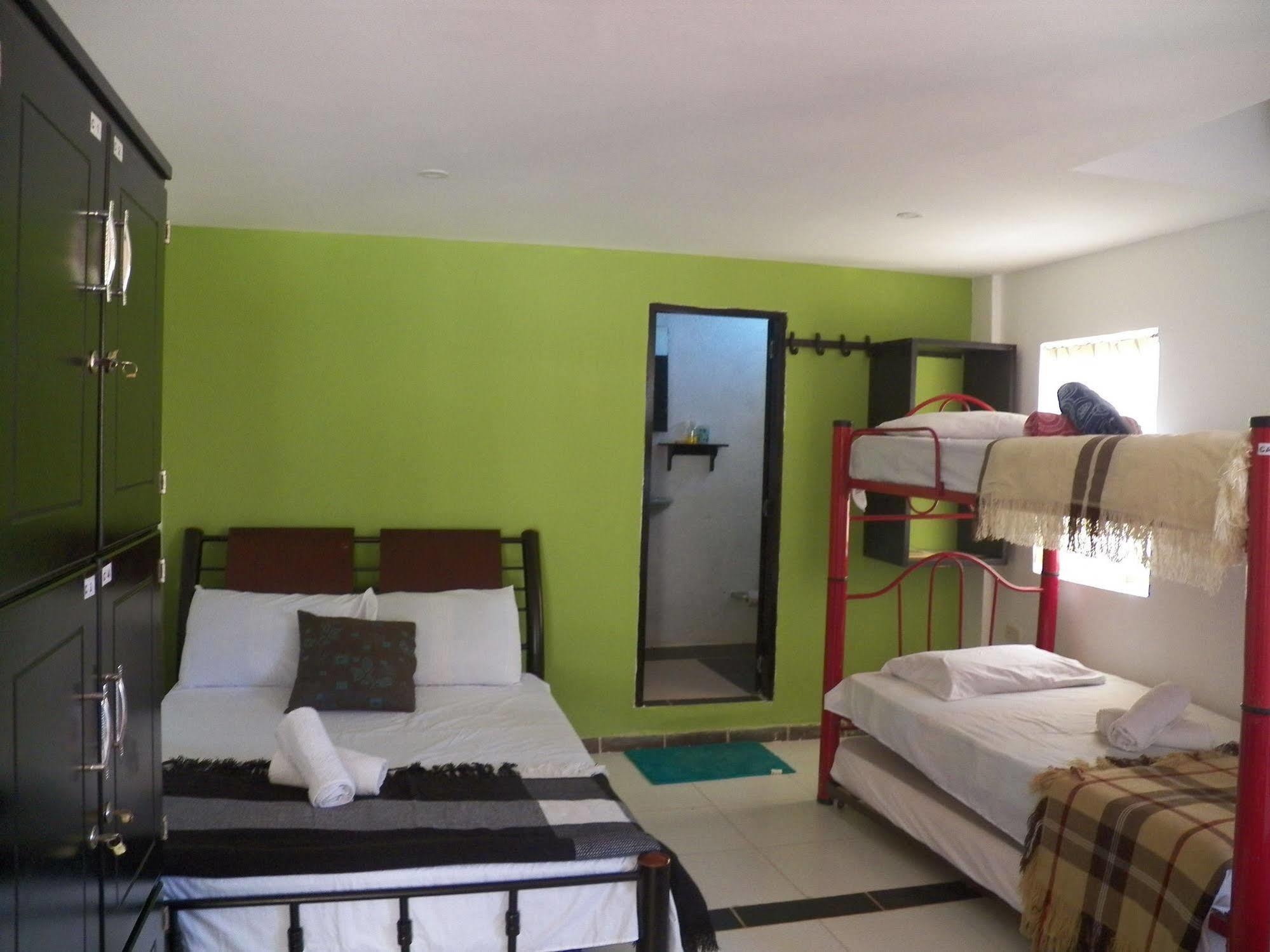 Hostel Green Light ตากังกา ภายนอก รูปภาพ