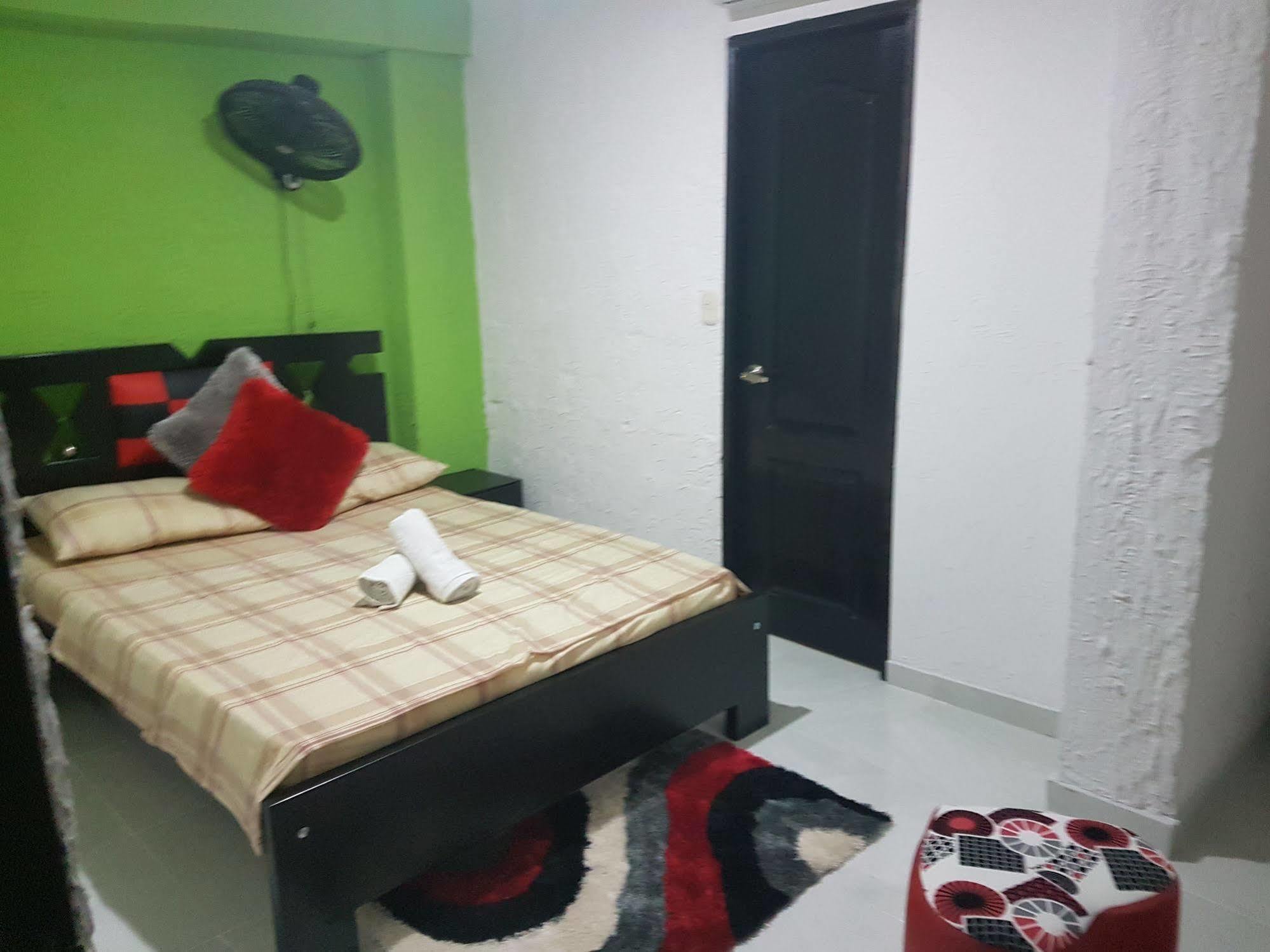 Hostel Green Light ตากังกา ภายนอก รูปภาพ